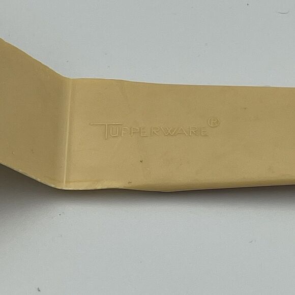 Vintage Tupperware Almond PIE SERVER 10.5" Cake Knife Gadget Pastry Cutter 1228 - Picture 3 of 7